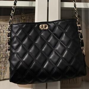 Small Black Crossbody Bag for Women – Lightweight Faux Leather Fashion Purse